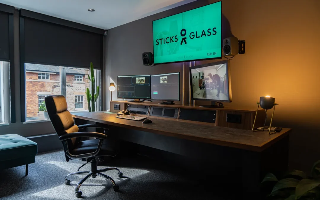 EDIT DESK